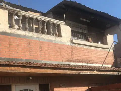 San Luis 1058