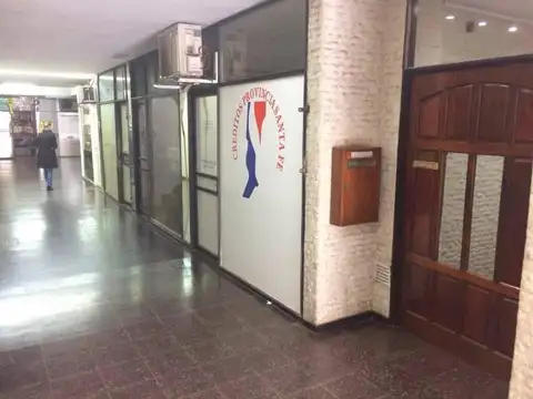 EN VENTA! DPTO 1 DORMITORIO EN EL MICROCENTRO! DENTRO DE GALERIA! SAN LORENZO 1076!
