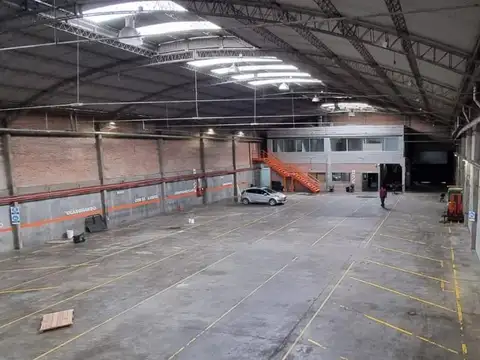 Galpon en Alquiler en Pompeya, USD 28.000