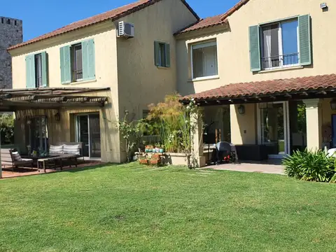 Casa en Alquiler Temporal A Estrenar