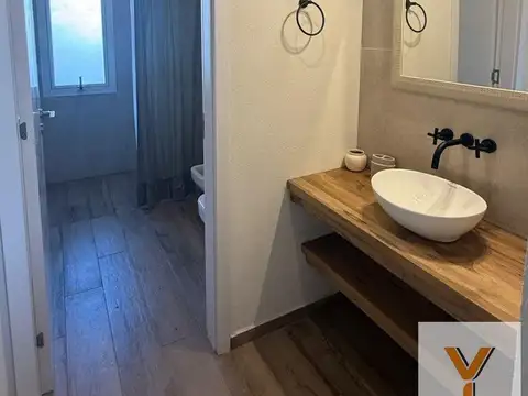 Casa en venta - 4 Dormitorios 3 Baños - Pinamar