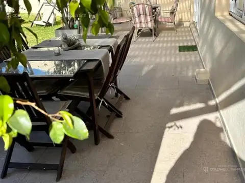 Casa en Venta con 4 cocheras