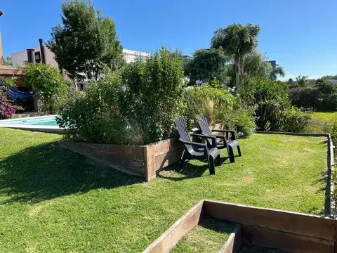 Casa en Alquiler Temporal en San Benito, USD 2.500