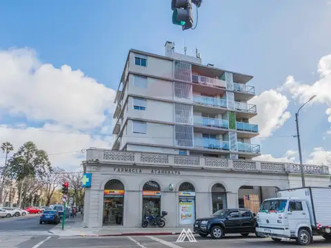 VENTA APTO. 2 DORM , GARAJE  EN PRADO