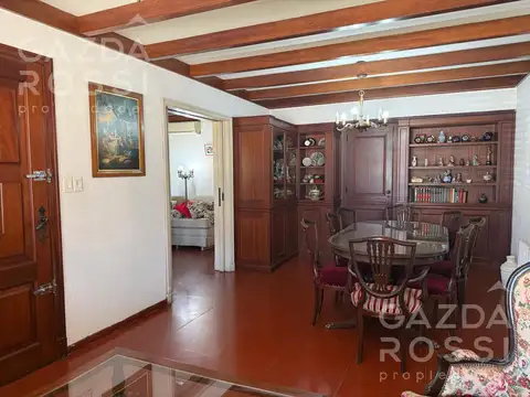 Casa en Venta en Burzaco, USD 240.000