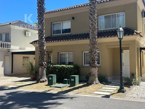 PALMAS DEL SOL