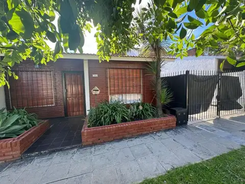 Casa Esquiu 2800
