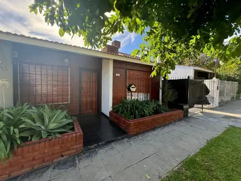 Casa Quilmes Oeste 3 ambientes