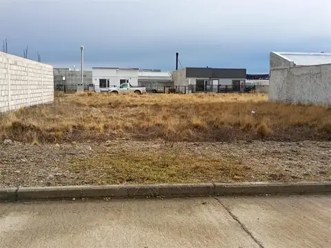 Terreno en Venta 14,84  mts Frente