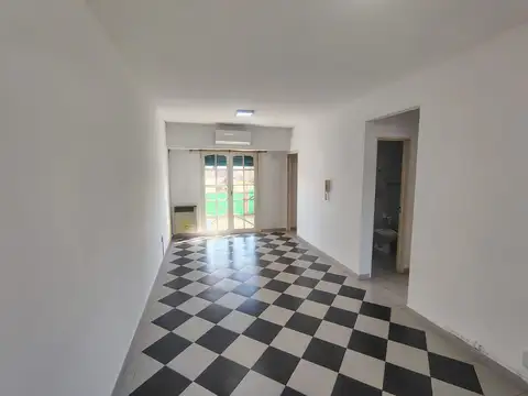 Departamento en Alquiler en La Plata, $ 550.000