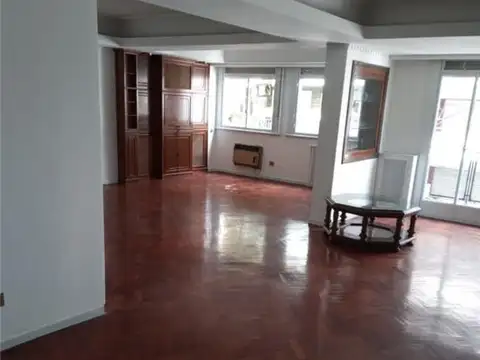 Departamento en Alquiler de 3 dormitorios
