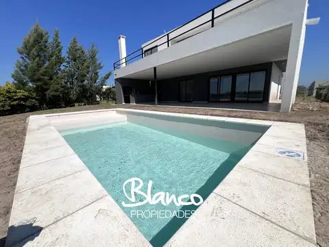 Casa  en Alquiler en San Sebastian, Escobar, G.B.A. Zona Norte