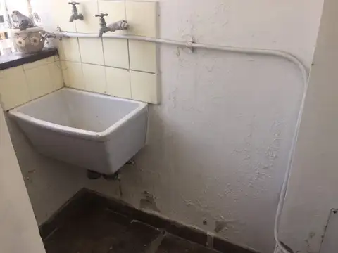Depto Tipo Casa en Alquiler al Este
