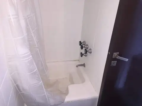 Depto Tipo Casa 2 ambientes con 1 baño