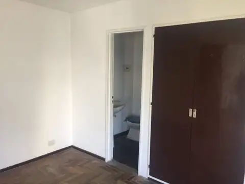 Depto Tipo Casa en Alquiler de 1 dormitorio