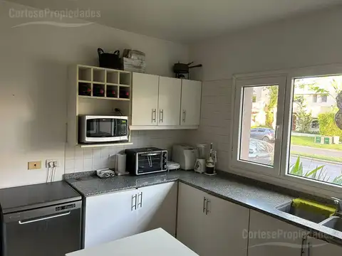 Casa en alquiler temporal barrio Santa Barbara