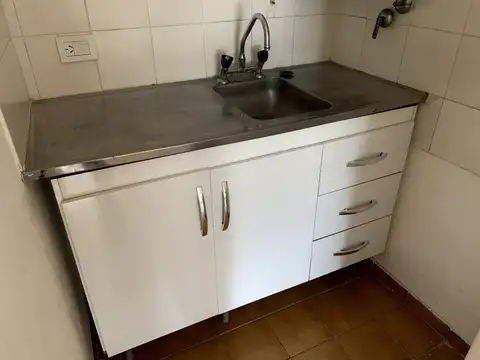 Departamento en Alquiler en Luis Agote, $ 280.000