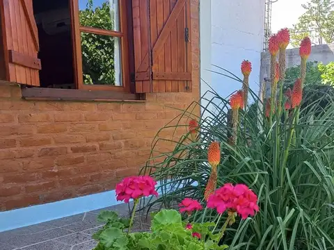 Nono Córdoba Hipólito Irigoyen 100