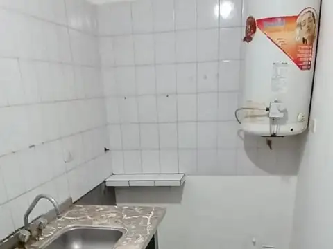 Depto Tipo Casa en Alquiler en Lanus Este, $ 500.000