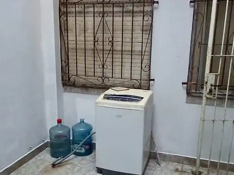 Depto Tipo Casa en Alquiler de 2 ambientes