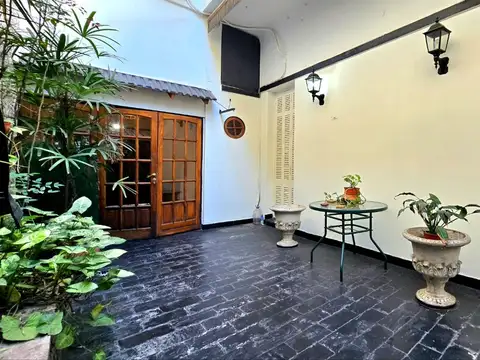 VENTA PH 4 AMB PATIO Y COCHERA EN MONTE CASTRO