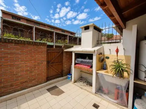 Depto Tipo Casa en Venta de 3 dormitorios