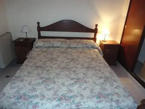 Depto Tipo Casa 4 ambientes con 1 baño