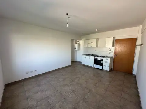 Departamento en Alquiler en Villa Luzuriaga, $ 500.000