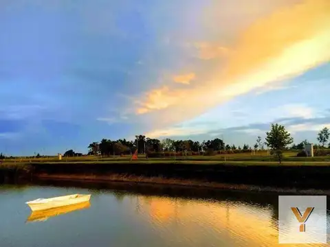 Terreno en venta - 1000 mts2 - Campos de La Enriqueta