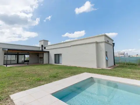 Casa A ESTRENAR de 3 dorm en Country La Reserva