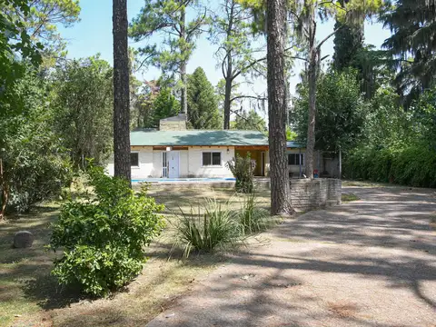 Casa un dormitorio + 850 m2 de terreno 