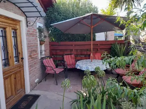 Casa Amoblada con Pileta Alquiler Anual - Benavídez