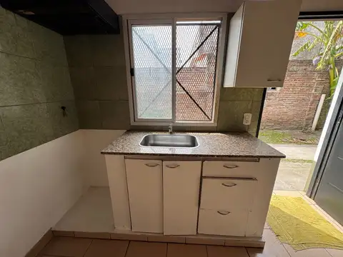 Departamento en Alquiler en Rafael Calzada, $ 480.000