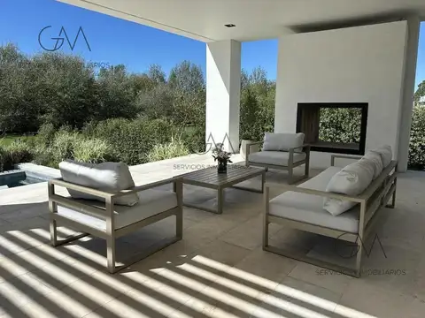 Casa en Venta en Rumenco, USD 1.200.000