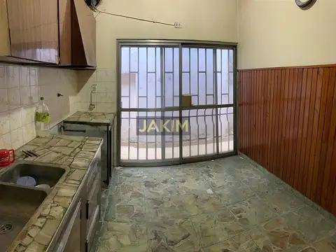 Depto Tipo Casa 4 ambientes con 2 baños