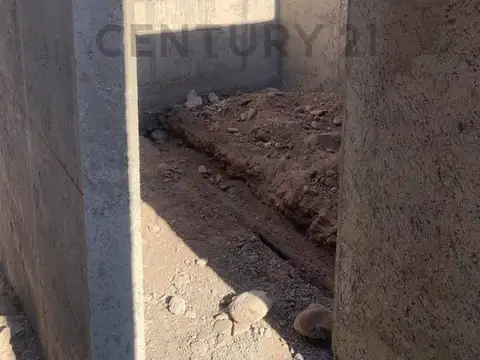 CASA EN CONSTRUCCIÓN, A ESTRENAR!  JESUS NAZARENO, GUAYMALLÉN, MENDOZA. ID: 3567