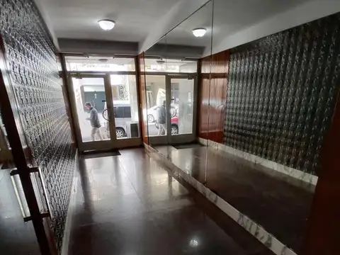Departamento en Venta en Flores, USD 165.000