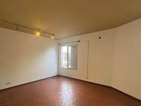 Depto Tipo Casa en Alquiler de 3 dormitorios