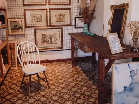 Hermoso local a la venta en muy buena ubicación.