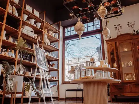 Hermoso local a la venta en muy buena ubicación.