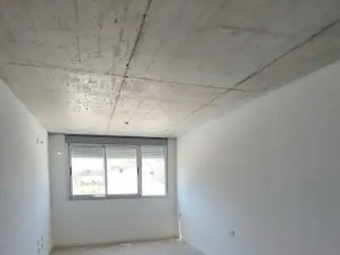 OPORTUNIDAD A MEDIA CUADRA DE TRIBUNALES! APTO USO PROFESIONAL