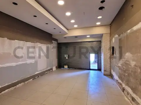 7 Entre 46 y 47 700, Piso 0