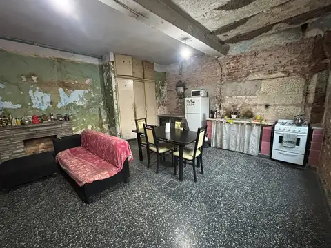 Avenida Lisandro De La Torre 2200