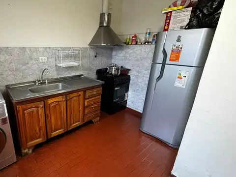 Casa 3 ambientes con 1 baño