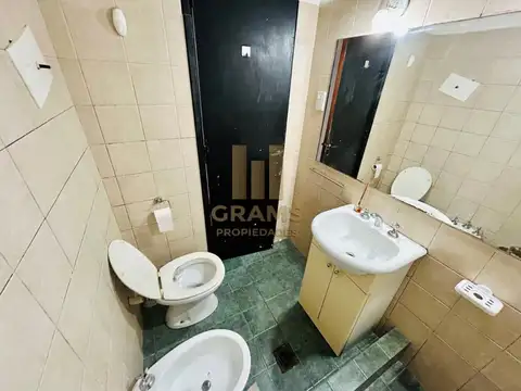 Venta de CASA DOS dormitorios, La Plata