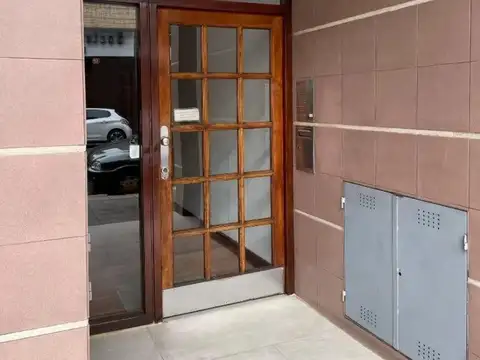 General Paz 100, Piso 3