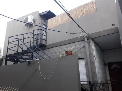 Depto Tipo Casa en Alquiler de 2 dormitorios