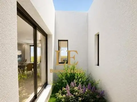 Casa 4 ambientes con 2 baños