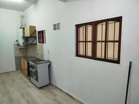 Depto Tipo Casa en Alquiler de 2 dormitorios