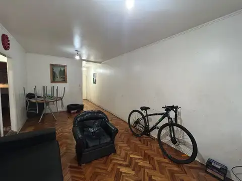 Cochabamba 1400, Piso 1